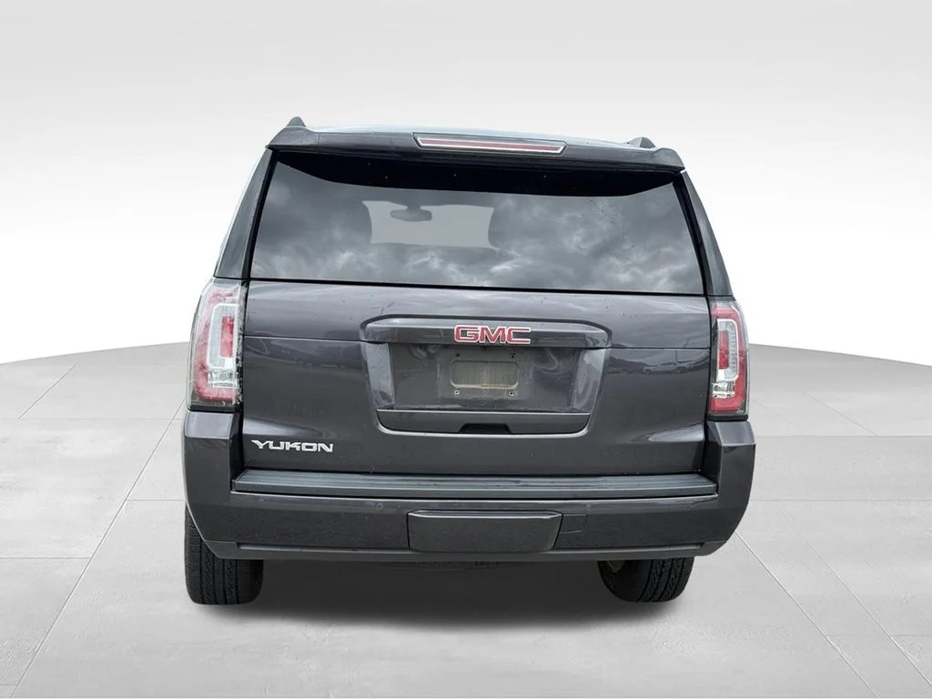 Used 2017 Silver GMC SLE image 26