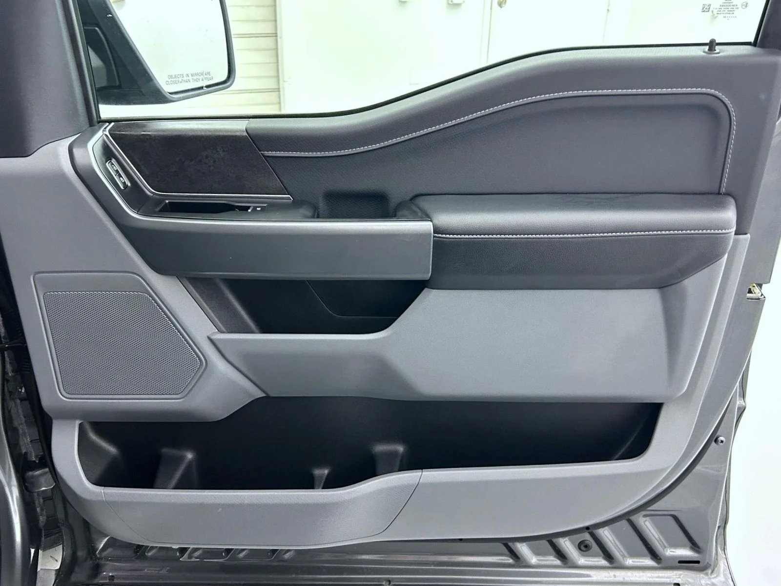 Used 2025 Gray Ford XLT image 16