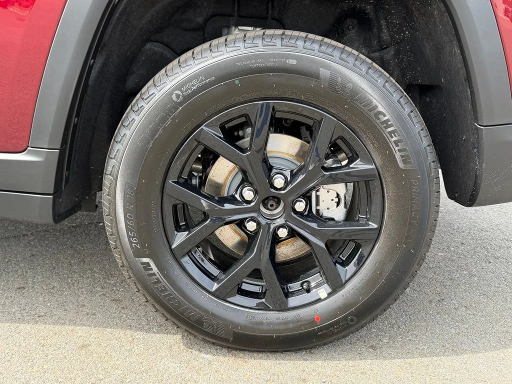 New 2026 Red Jeep Altitude image 12