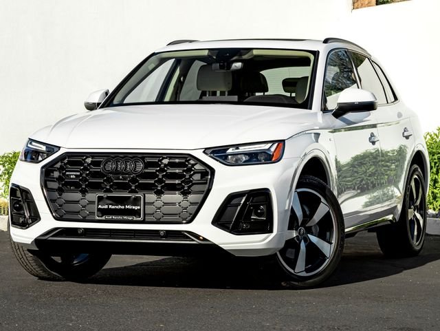 2023 Audi Q5 45 Premium Plus's photo