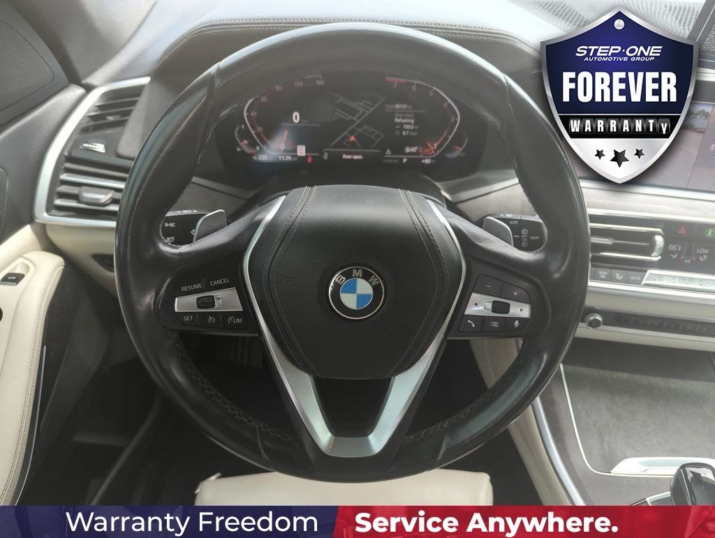 Used 2019 Gray BMW xDrive40i image 17