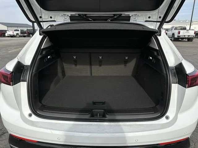 New 2026 Summit White Buick Sport Touring image 27