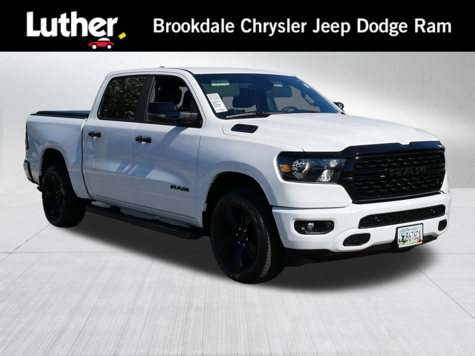2023 RAM 1500 Big Horn/Lone Star 4x4 Crew Cab 5'7's photo