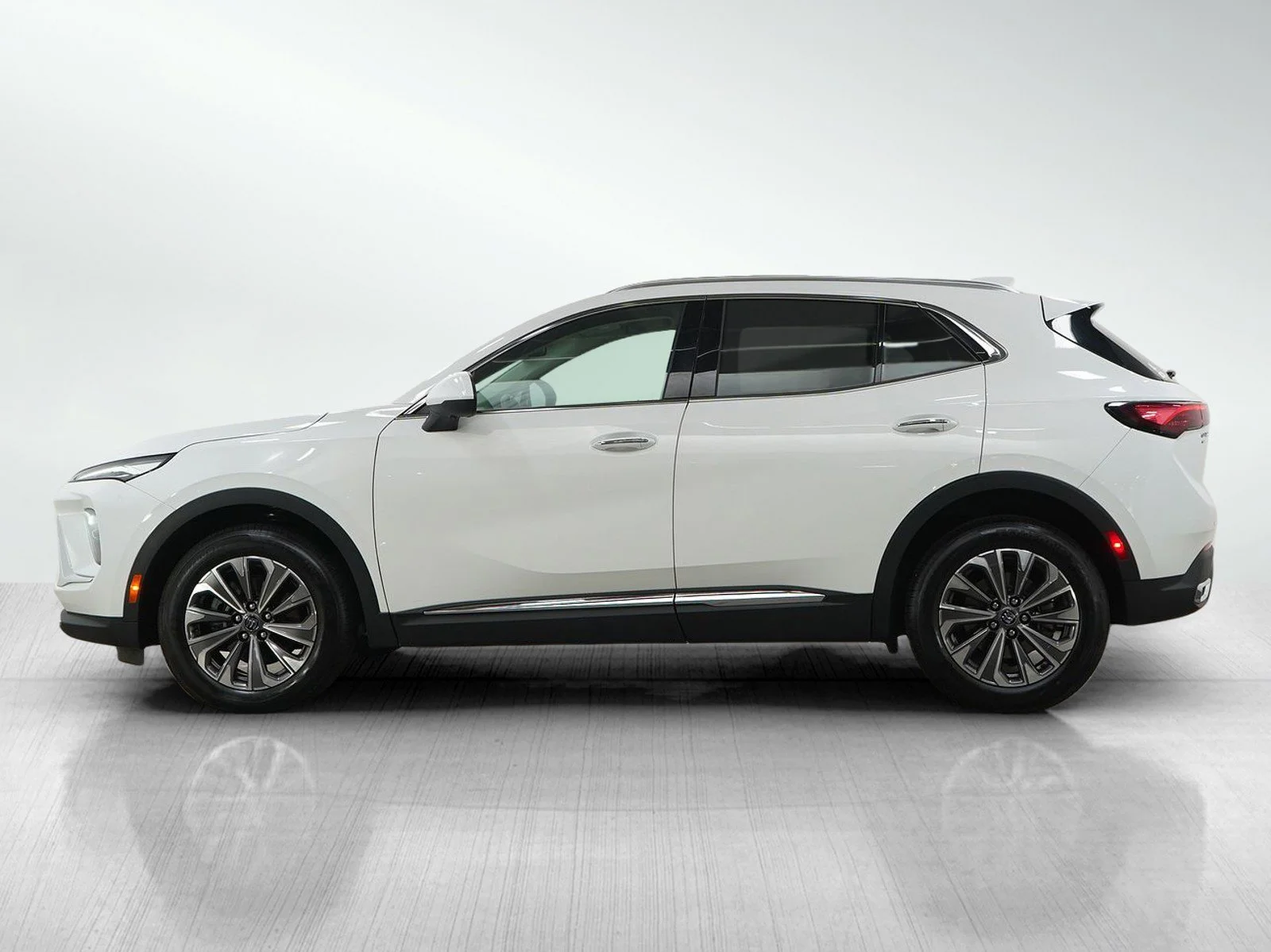 Used 2024 Buick Envision Preferred with VIN LRBFZME46RD044561 for sale in Minneapolis, Minnesota