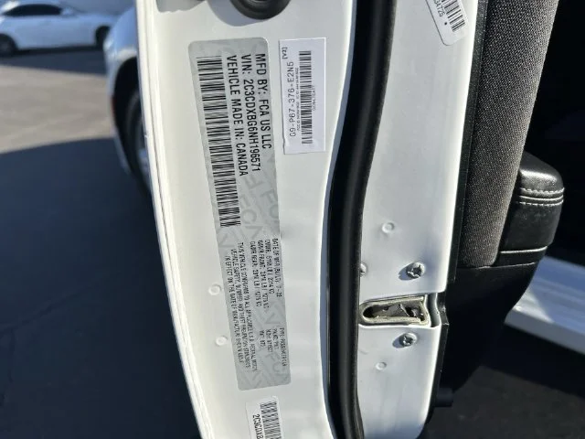 Used 2022 White Dodge SXT image 30