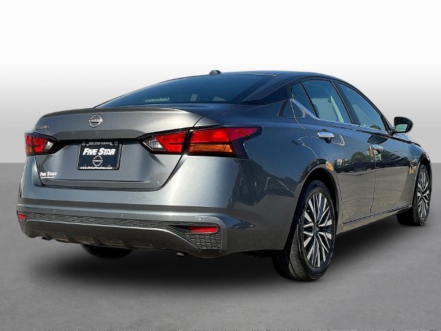 Used 2025 Gray Nissan 2.5 SV image 7