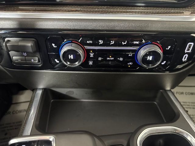 Used 2025 Summit White Chevrolet RST image 16