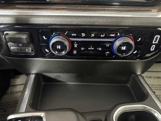 Used 2025 Summit White Chevrolet RST image 16