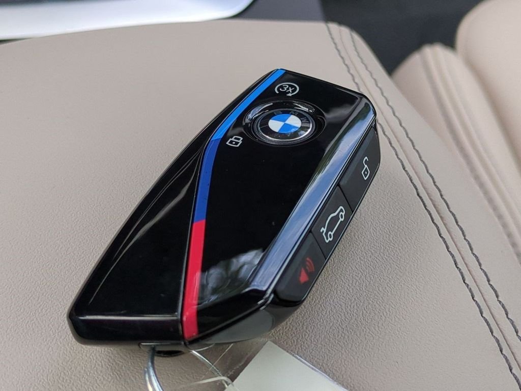 New 2026 Tanzanite Blue II Metallic BMW M235i xDrive image 30