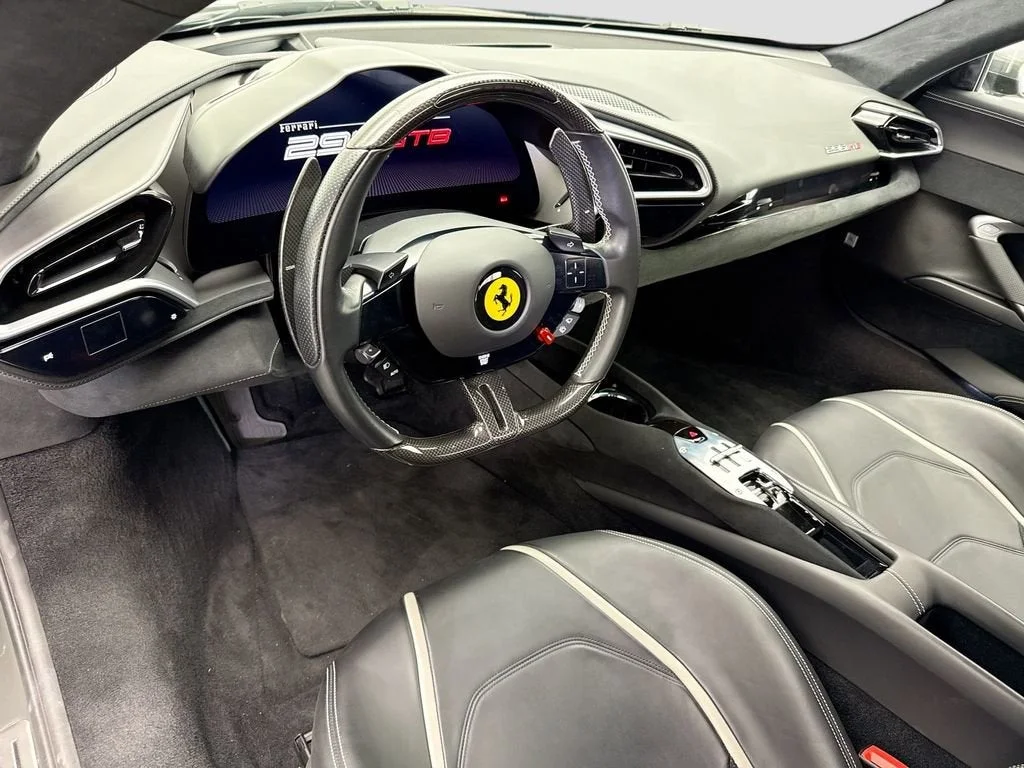 Used 2022 Grigio Scuro Ferrari  image 10