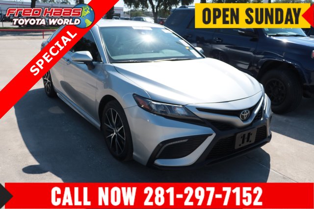 2024 Toyota Camry SE