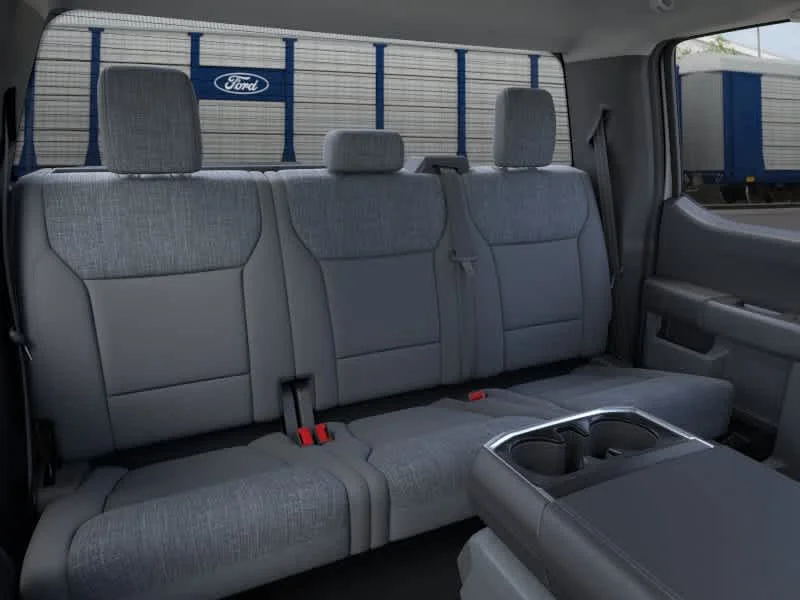 New 2026 Iconic Silver Metallic Ford XLT image 11