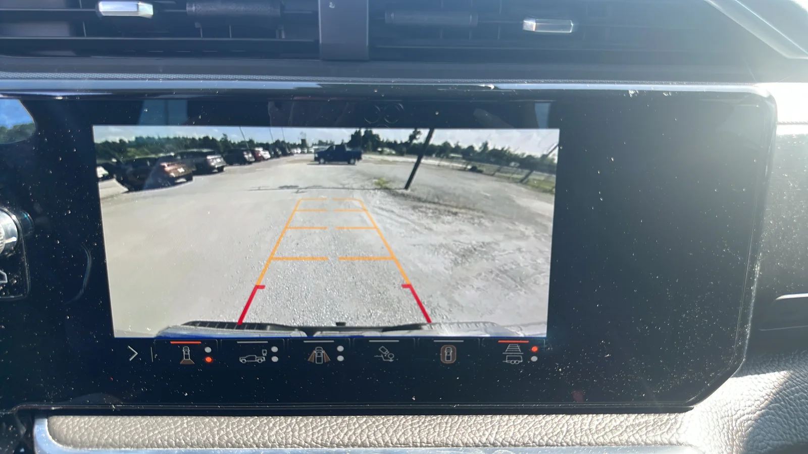 Used 2024 Silver GMC Denali image 23