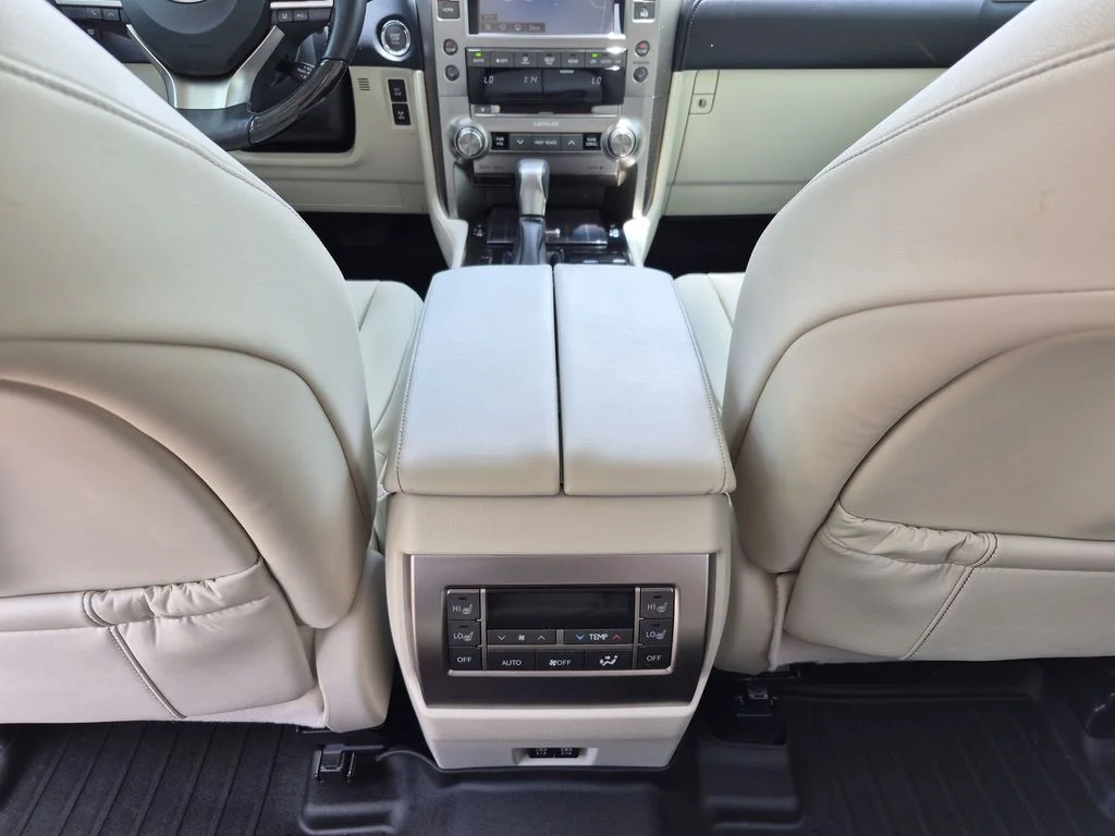 Used 2020 Black Lexus 460 image 30