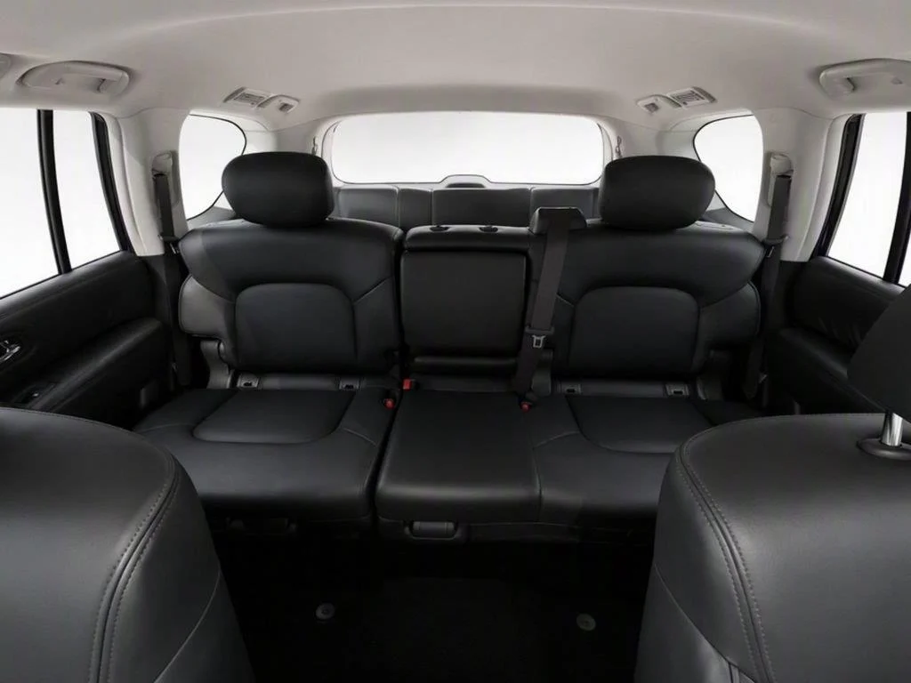 Used 2023 Super Black Nissan SL image 27