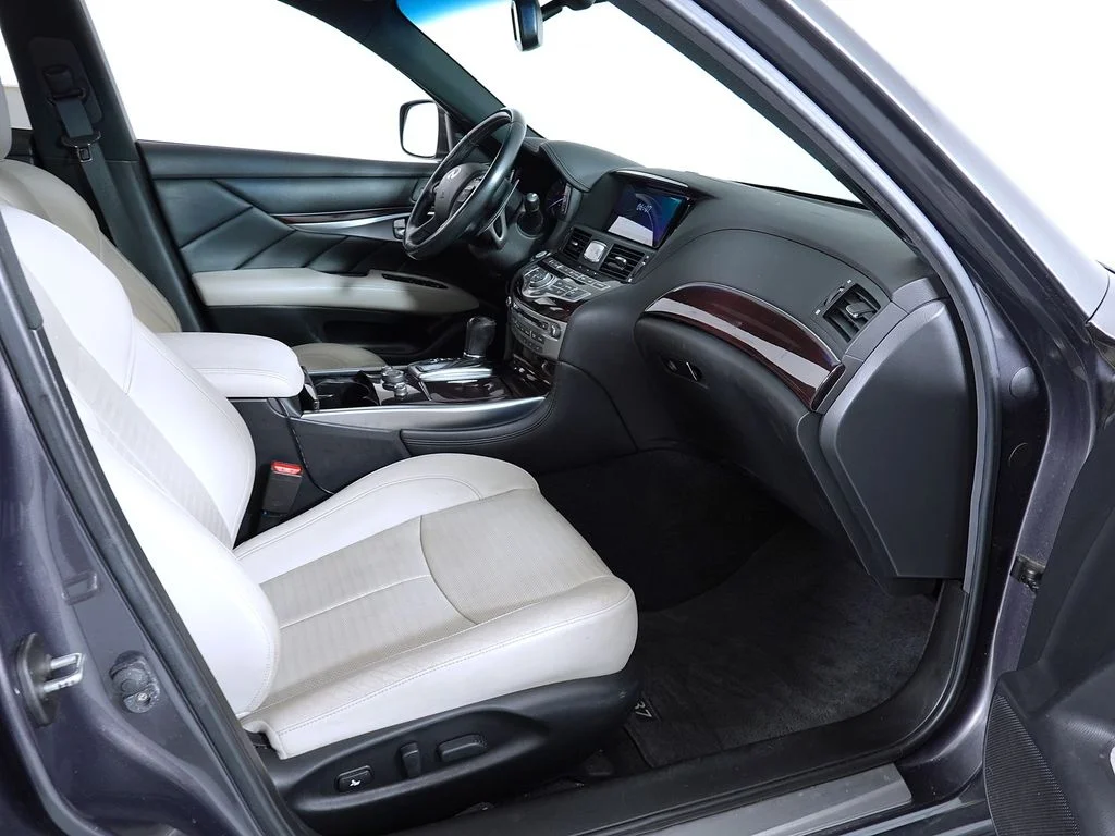 Used 2013 Gray INFINITI Base image 15