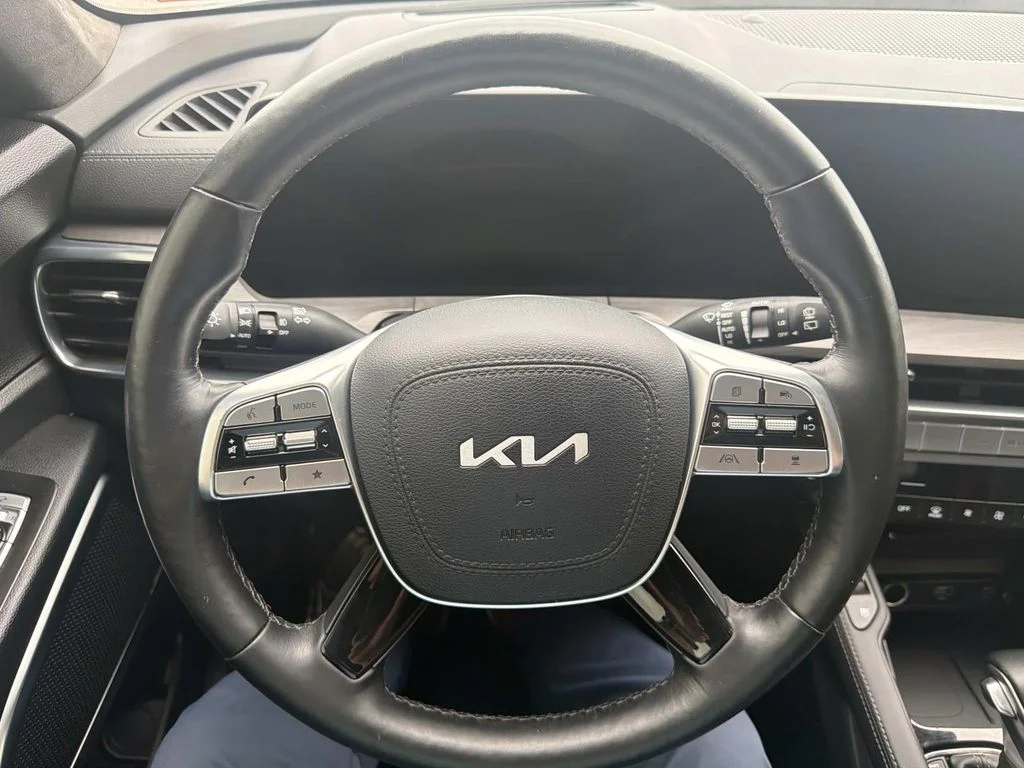 Used 2024 Gray Kia SX-Prestige X-Pro image 16