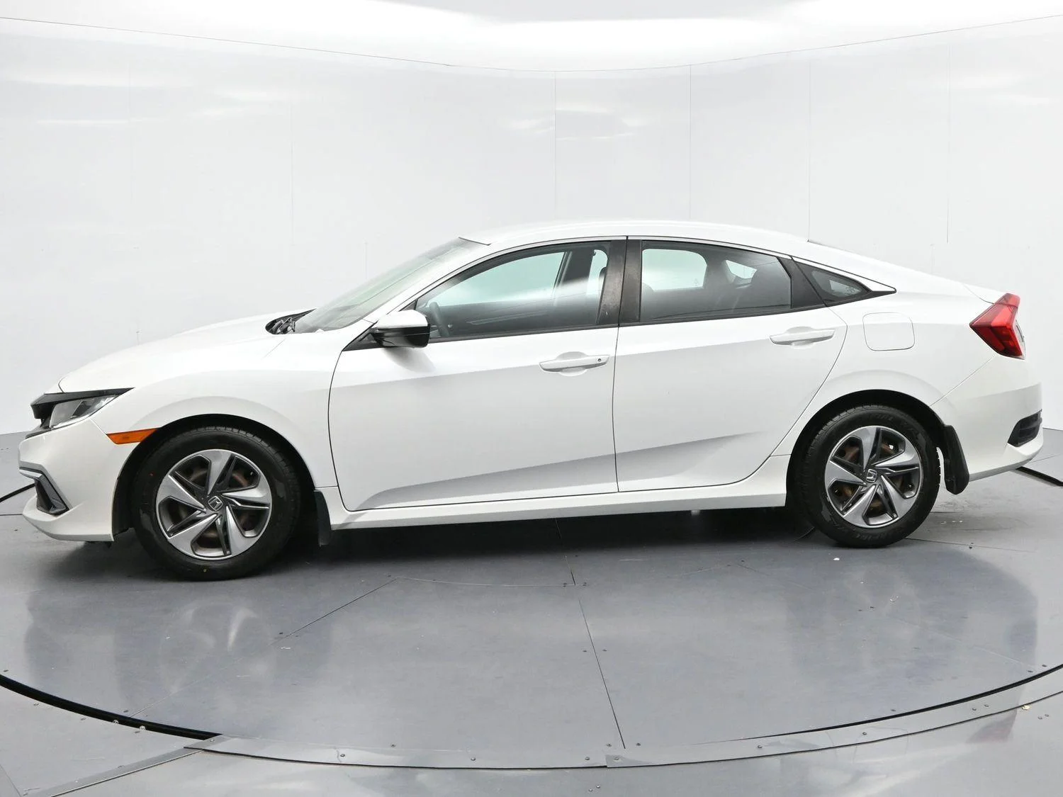 Used 2020 Platinum White Pearl Honda LX image 4