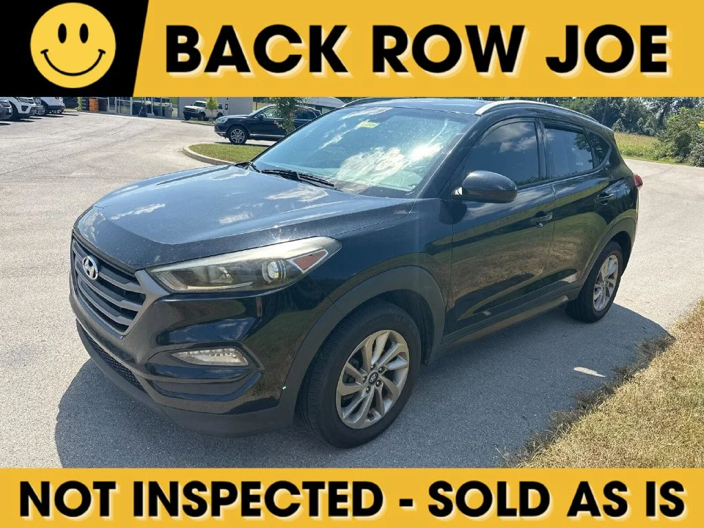 Used 2016 Black Noir Pearl Hyundai SE image 3