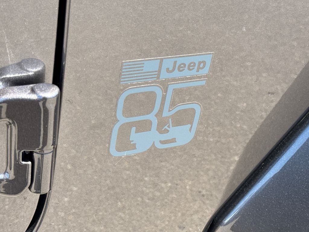 New 2026 Granite Crystal Metallic Clear-Coat Exterior Paint Jeep 85th Anniversary Edition image 8