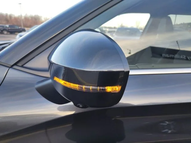 New 2026 Gray Mitsubishi SE image 10