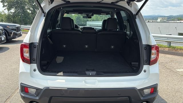 Used 2025 Platinum White Pearl Honda Black Edition image 28