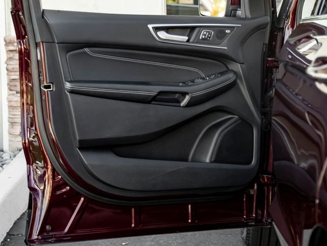 Used 2020 Burgundy Velvet Metallic Tinted Clearcoat Ford Titanium image 13