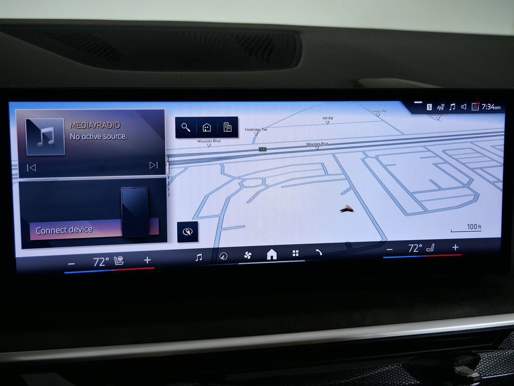 Used 2026 Skyscraper Grey Metallic BMW xDrive40i image 44