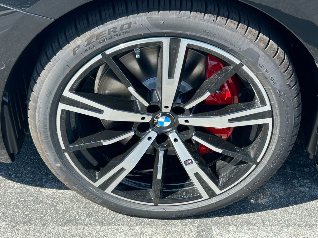 New 2027 Black Sapphire Metallic BMW 540i xDrive image 9