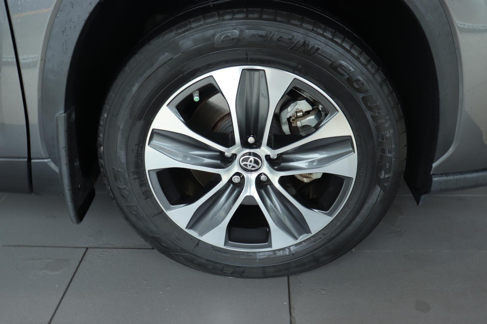 Used 2023 Magnetic Gray Metallic Toyota XLE image 37