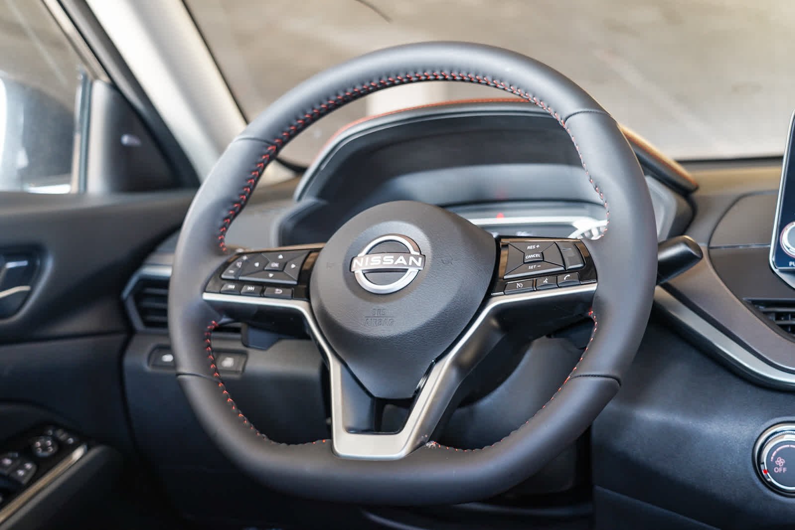 New 2026 Gray Sky Pearl Nissan SR image 13