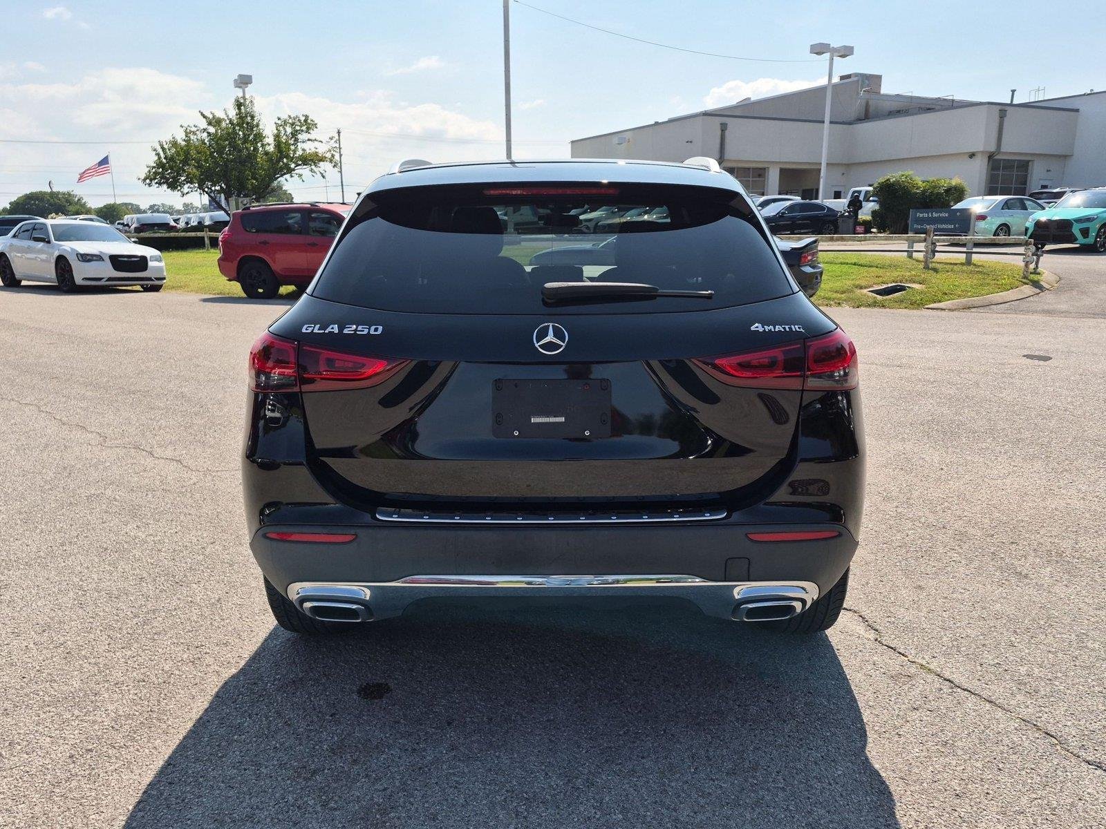 Used 2021 Night Black Mercedes-Benz GLA 250 image 4