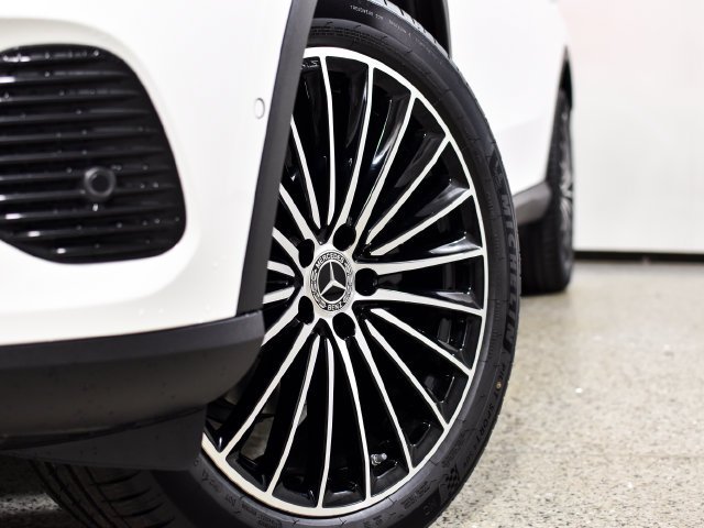 New 2027 Polar White Mercedes-Benz GLC 300 image 50