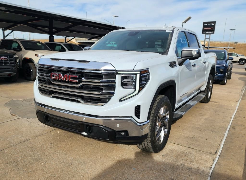 2026 GMC Sierra 1500 SLT - Photo 8