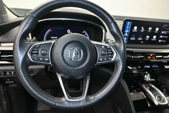 Used 2025 Liquid Carbon Metallic Acura SH-AWD image 22