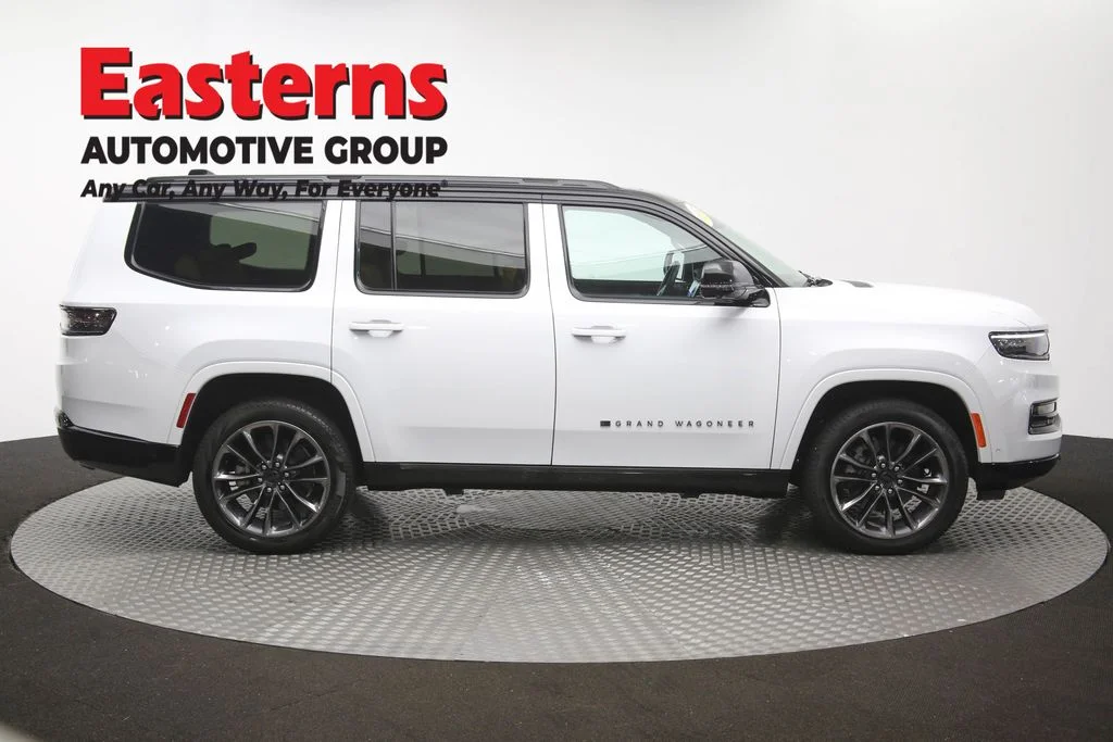 Used 2025 White Jeep Series III image 4