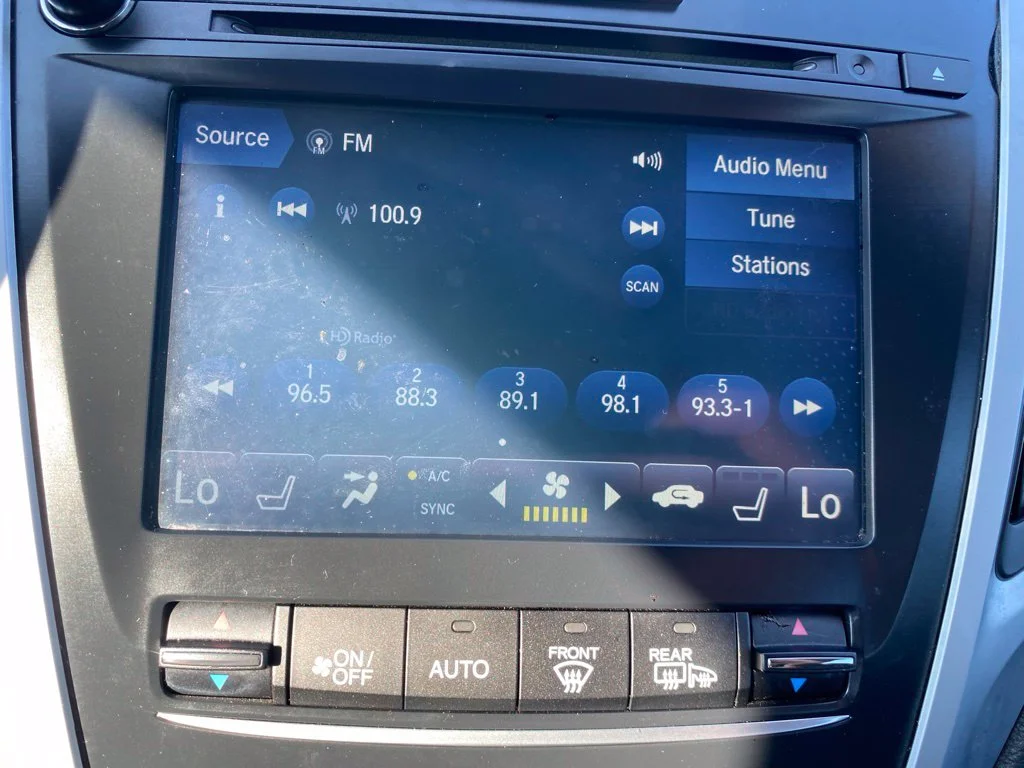 Used 2020 White Acura 2.4L Technology Pkg image 21