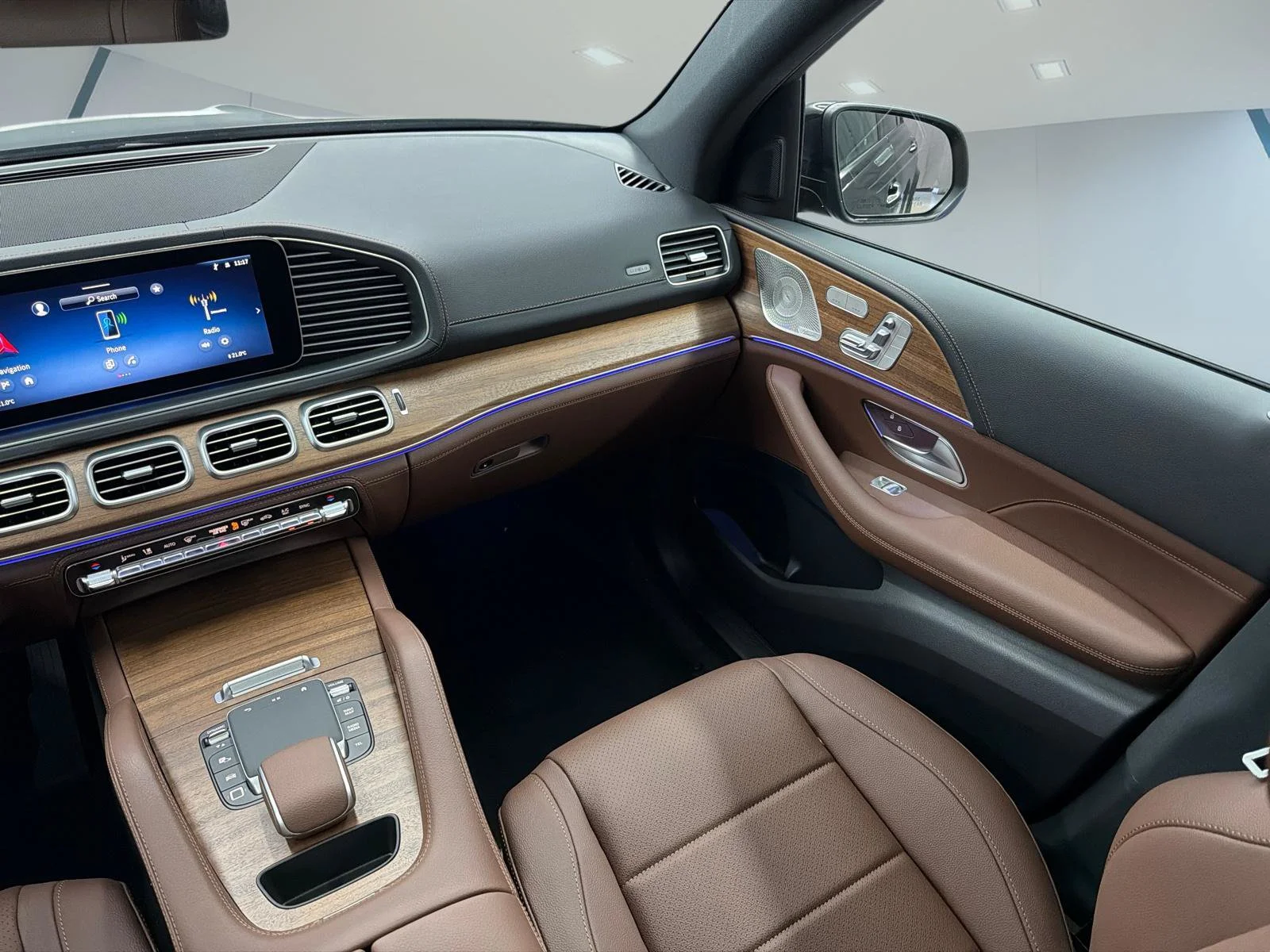 Used 2026 Black Mercedes-Benz GLE 450 image 24