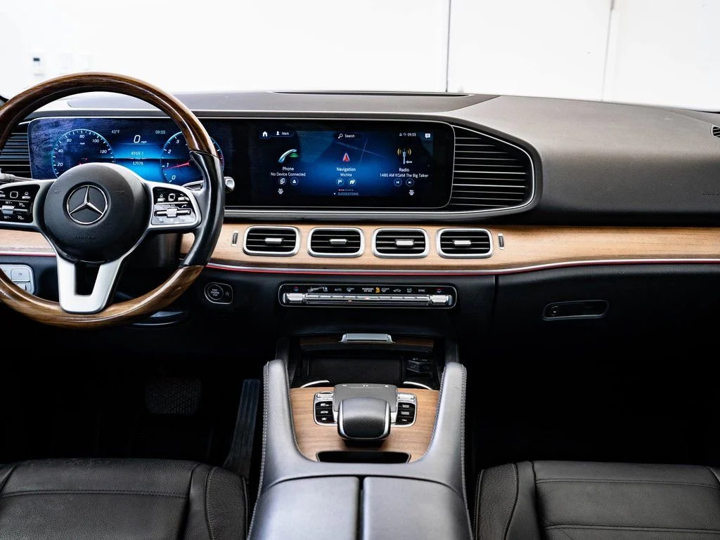 Used 2020 Black Mercedes-Benz GLE 350 image 27