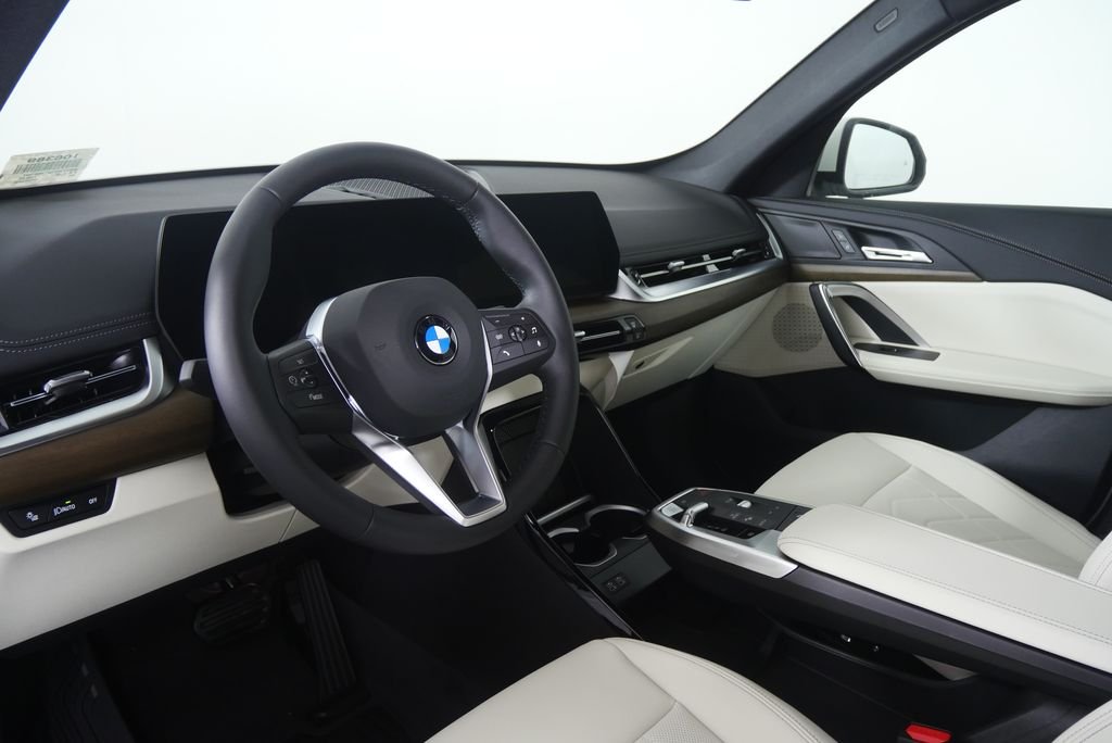 New 2026 Alpine White BMW xDrive28i image 12