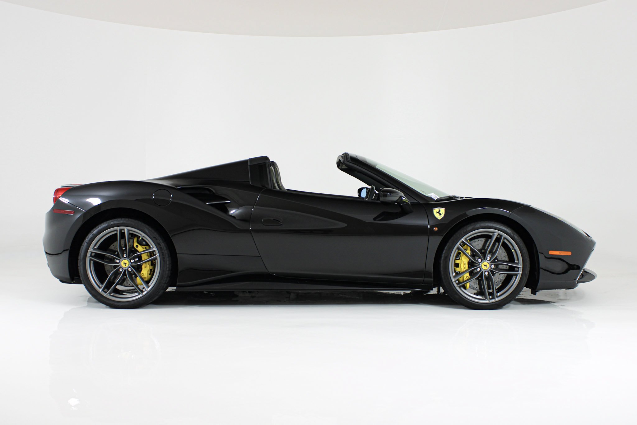 Used 2017 Black Ferrari  image 12