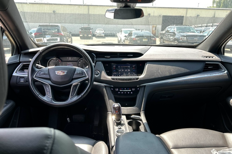 Used 2023 Black Cadillac Luxury image 4