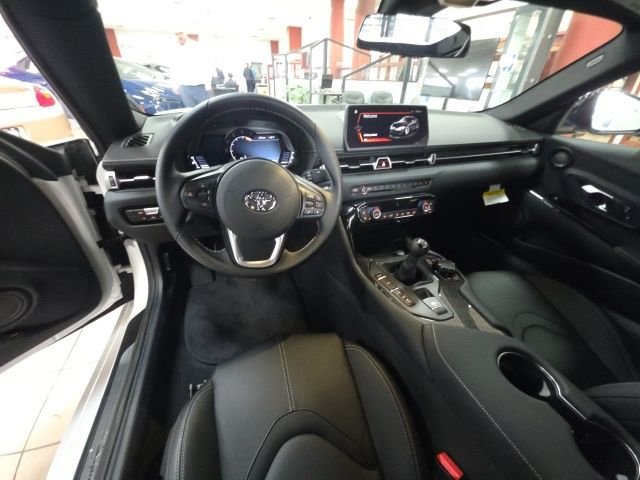 New 2026 Absolute Zero Toyota  3.0 Premium MT image 9
