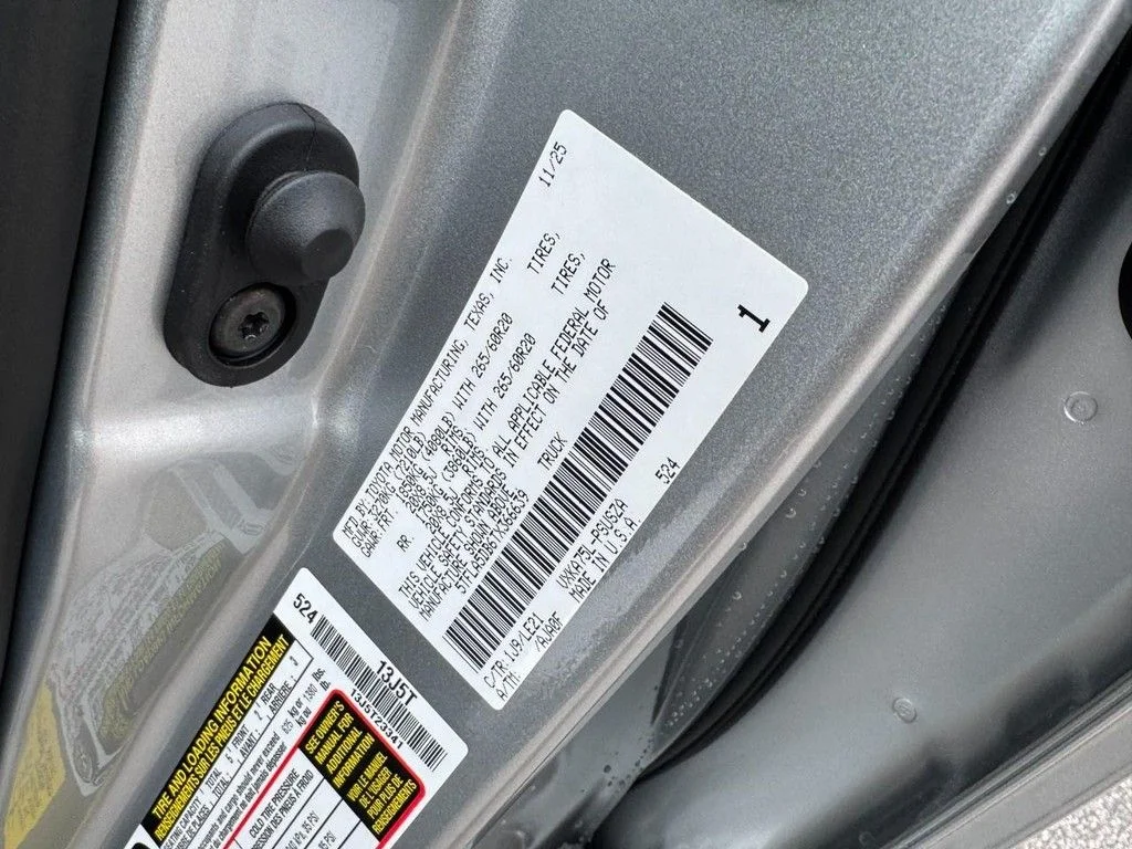 2026 Toyota Tundra SR5 - Photo 22