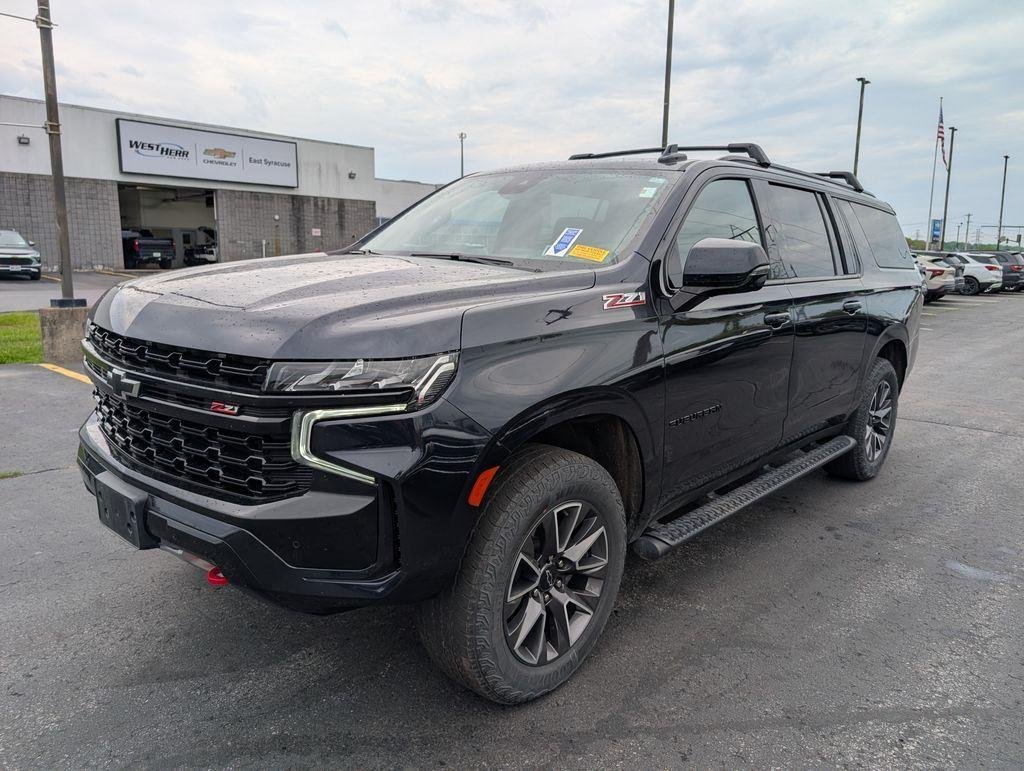 Used 2024 Midnight Blue Metallic Chevrolet Z71 image 5