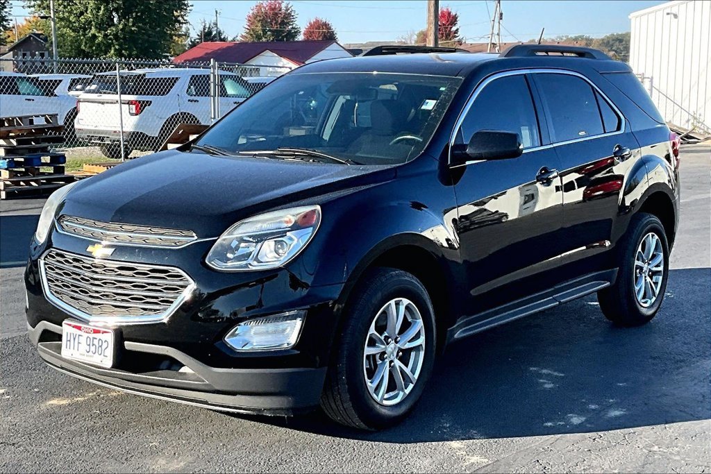 Used 2017 Chevrolet Equinox LT with VIN 2GNALCEK3H1582805 for sale in Van Wert, OH