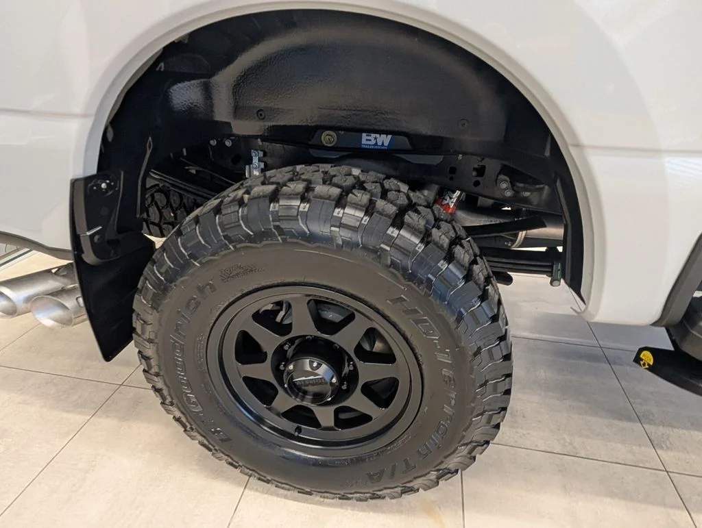 New 2026 Avalanche Ford F-250® XLT image 18