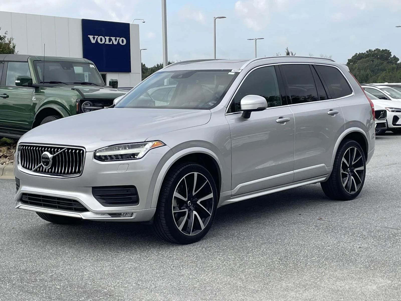 2022 Volvo XC90 Momentum - Photo 24