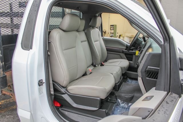 Used 2019 White Ford XL image 19