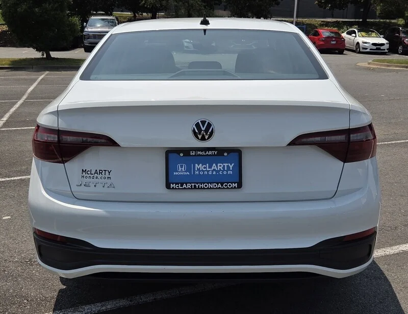 Used 2024 Pure White Volkswagen 1.5T S image 6